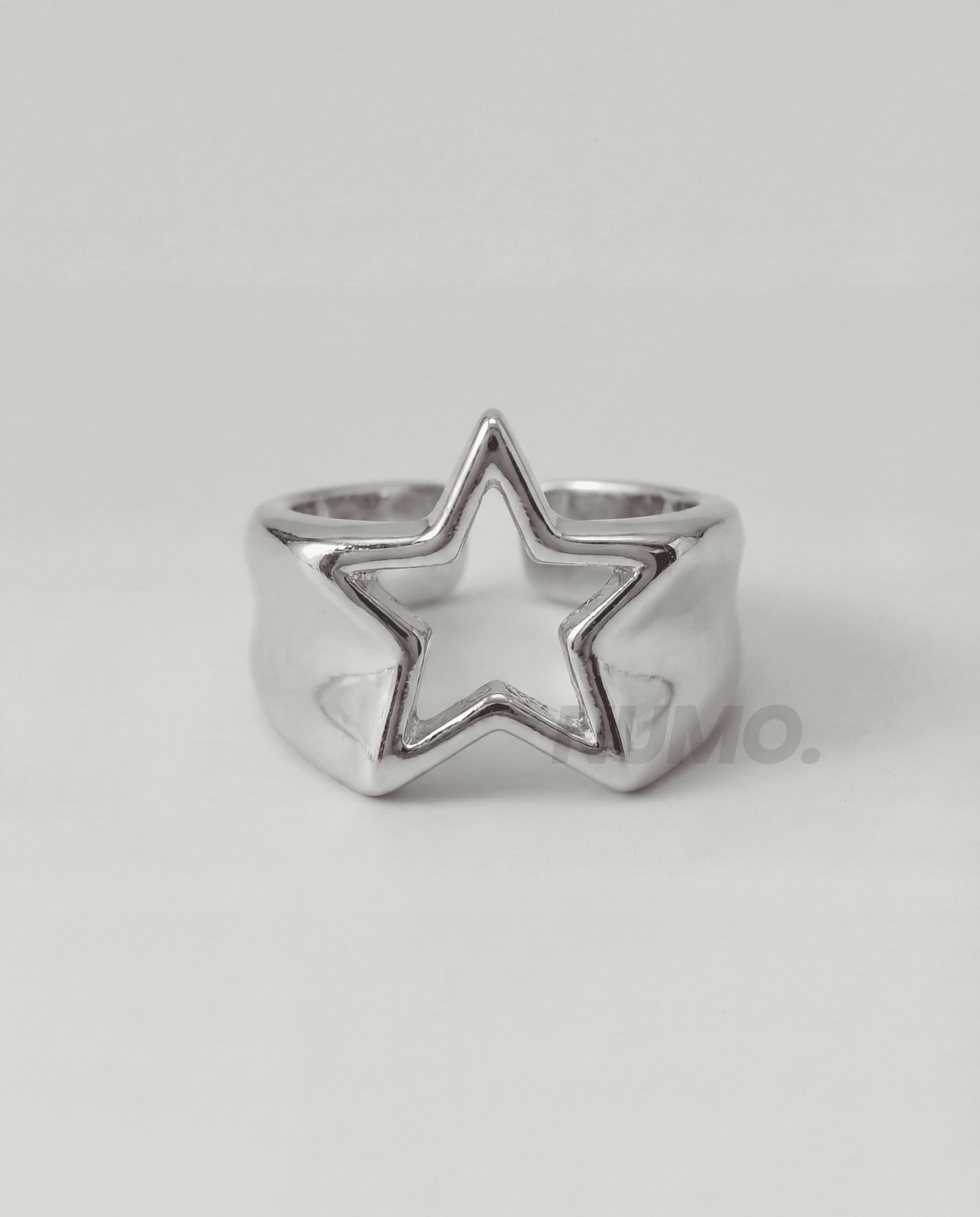 EMPTY STAR | RING